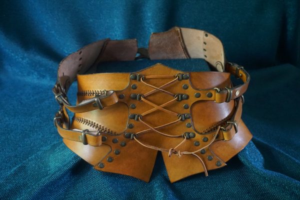 ceinture corset cuir